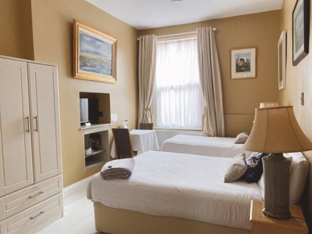 Гостевой дом Rose Lodge Guest House Корк-41